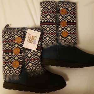 Mukluk boots